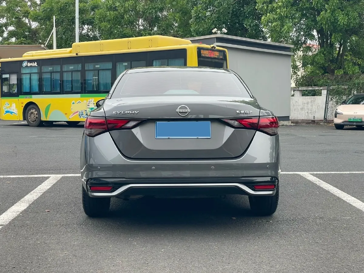 2023 Nissan Sylphy 1.6L 135HP L4 CVT,autocango,china used car exporter,china ev exporter,chinese used car exporter,chinese used ev exporter