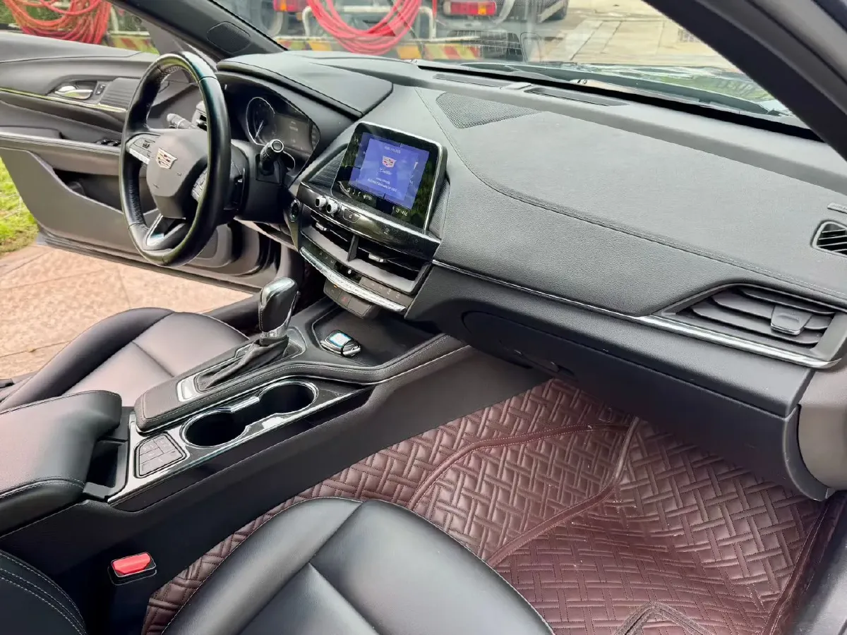 2021 Cadillac CT4 2.0T 237HP L4 8AT,autocango,china used car exporter,china ev exporter,chinese used car exporter,chinese used ev exporter