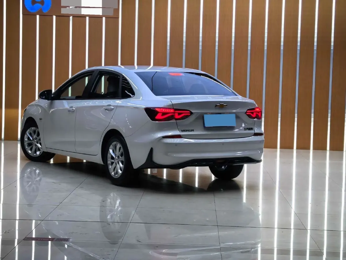2023 Chevrolet Monza 1.5L 113HP L4 6DCT,autocango,china used car exporter,china ev exporter,chinese used car exporter,chinese used ev exporter