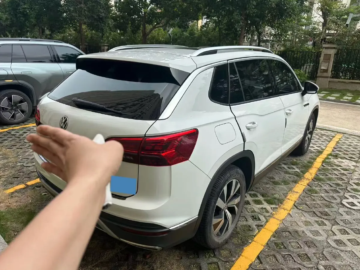 2019 MINI CLUBMAN 1.5T 102HP L3 6AT,autocango,china used car exporter,china ev exporter,chinese used car exporter,chinese used ev exporter