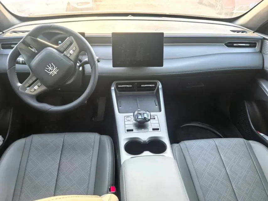 2025 BYD Qin Plus 1.5L 101HP L4 E-CVT PHEV 7.68KWH,autocango,china used car exporter,china ev exporter,chinese used car exporter,chinese used ev exporter