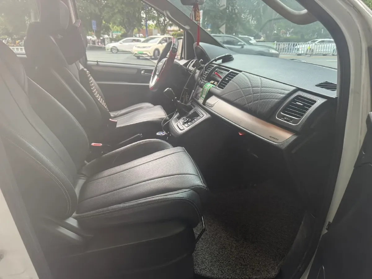 2021 MAXUS G10 2.0T 163HP L4 6MT,autocango,china used car exporter,china ev exporter,chinese used car exporter,chinese used ev exporter