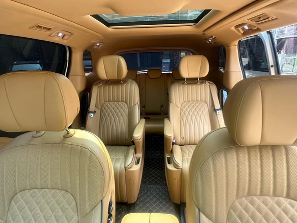 2022 Voyah Dream 1.5T 136HP L4 PHEV 25.57KWH,autocango,china used car exporter,china ev exporter,chinese used car exporter,chinese used ev exporter