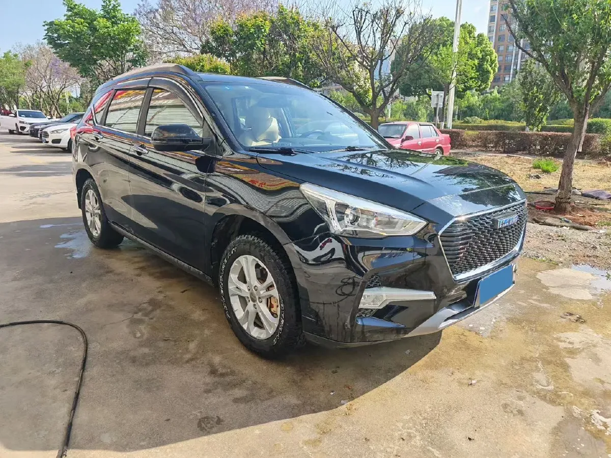 2018 Haval M6 1.5T 150HP L4 7DCT,autocango,china used car exporter,china ev exporter,chinese used car exporter,chinese used ev exporter