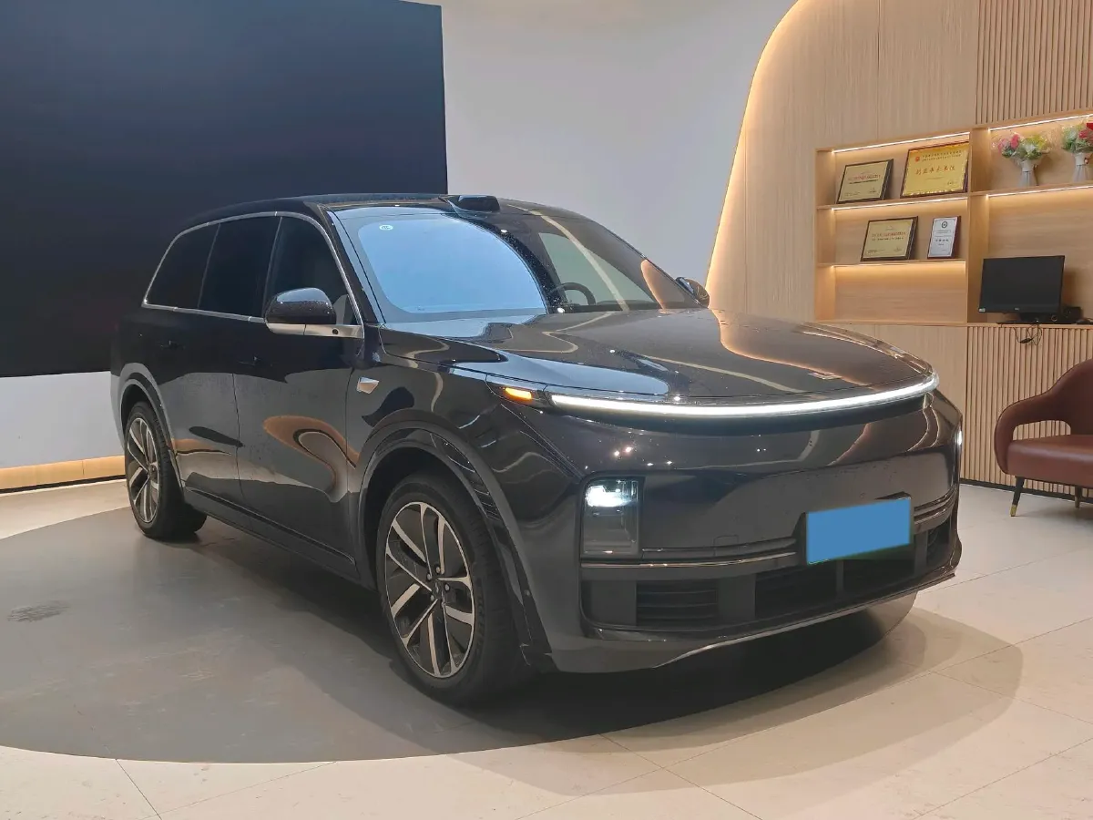 2022 Li L9 Range Extended 154HP REEV 42.6KWH,autocango,china used car exporter,china ev exporter,chinese used car exporter,chinese used ev exporter