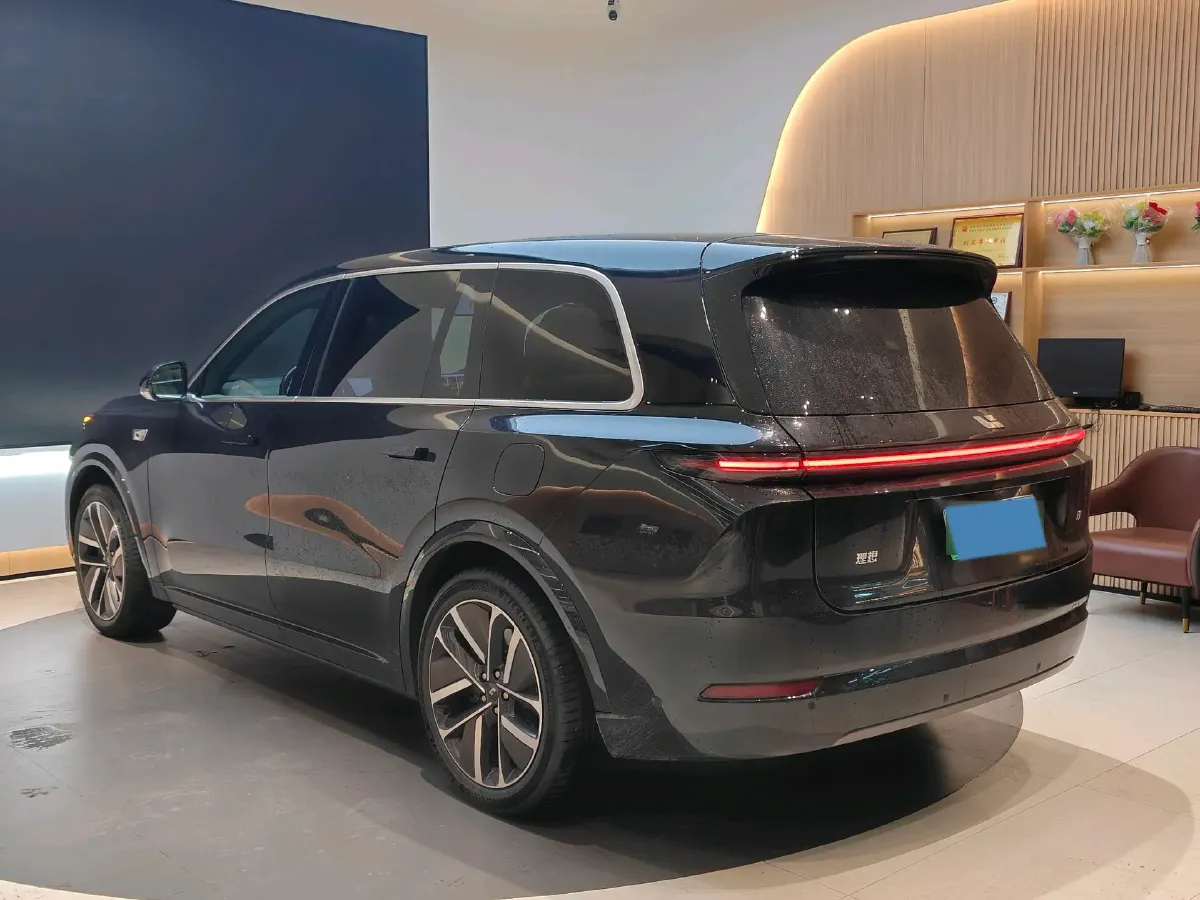 2022 Li L9 Range Extended 154HP REEV 42.6KWH,autocango,china used car exporter,china ev exporter,chinese used car exporter,chinese used ev exporter