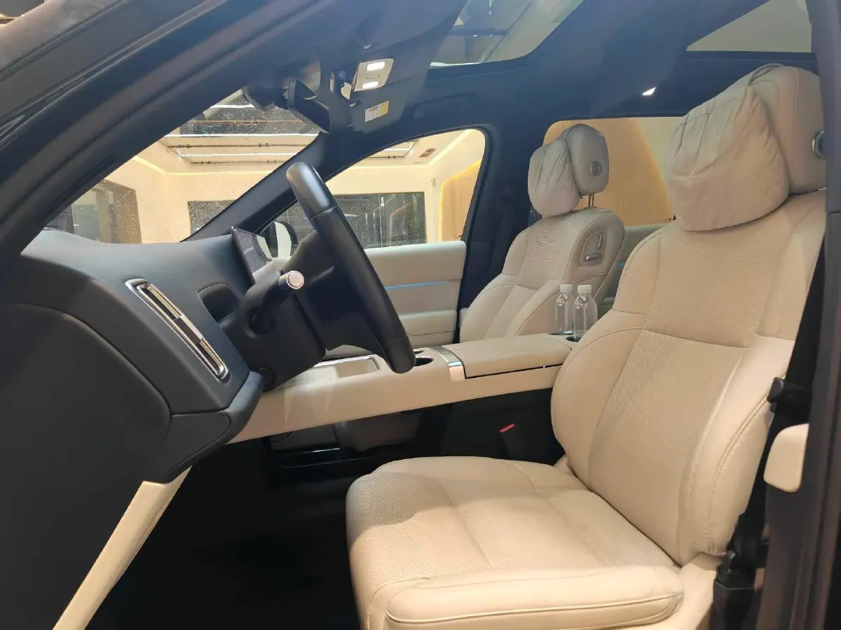 2022 Li L9 Range Extended 154HP REEV 42.6KWH,autocango,china used car exporter,china ev exporter,chinese used car exporter,chinese used ev exporter