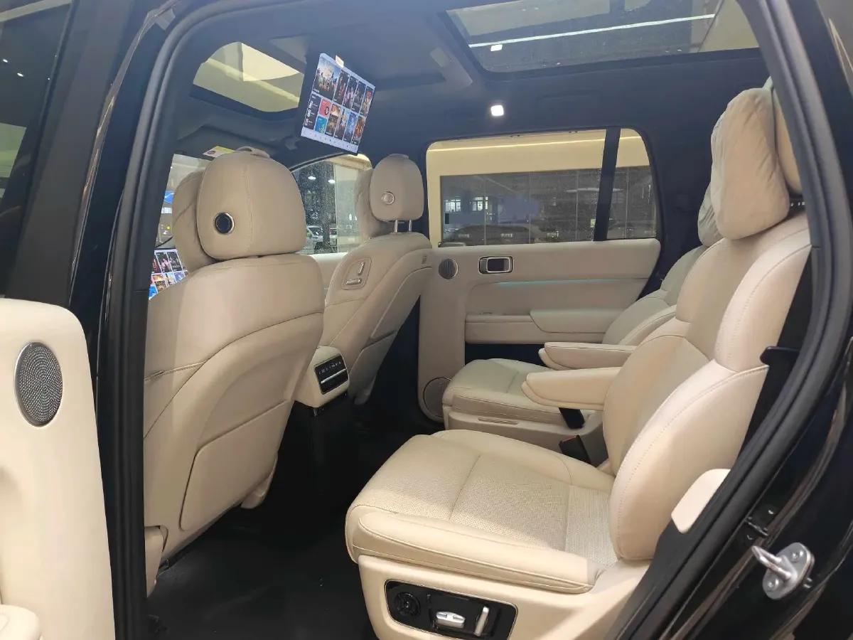 2022 Li L9 Range Extended 154HP REEV 42.6KWH,autocango,china used car exporter,china ev exporter,chinese used car exporter,chinese used ev exporter