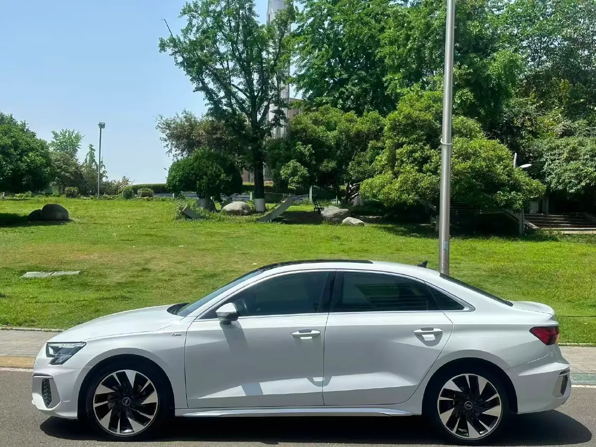 2022 Audi A3 1.4T 150HP L4 7DCT,autocango,china used car exporter,china ev exporter,chinese used car exporter,chinese used ev exporter