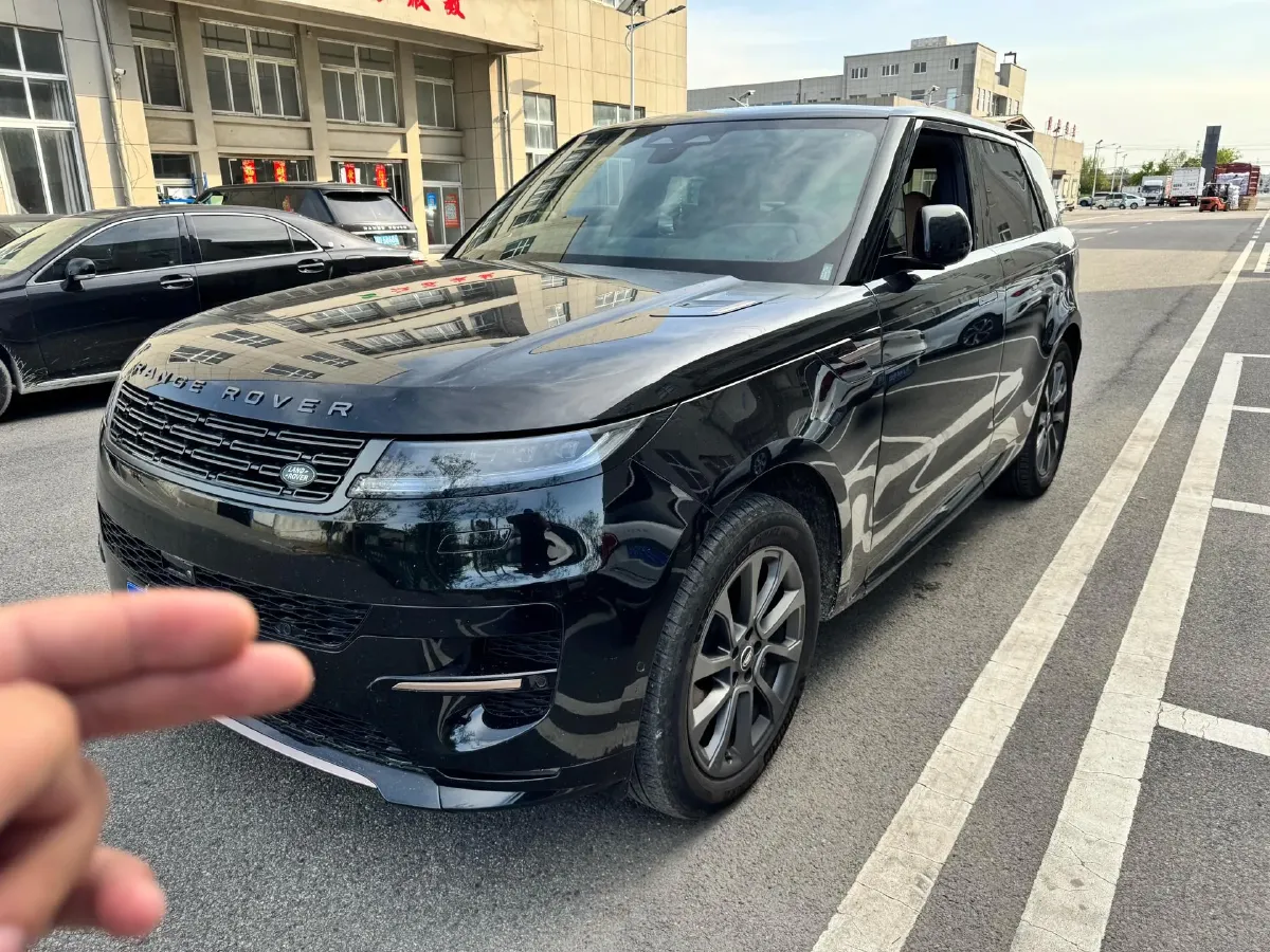2024 Land Rover Range Rover Sport 3.0T 400HP L6 8AT,autocango,china used car exporter,china ev exporter,chinese used car exporter,chinese used ev exporter