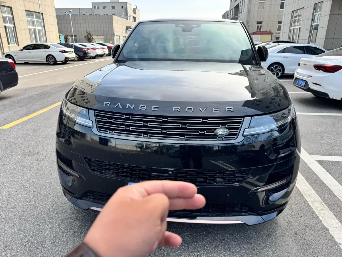 2024 Land Rover Range Rover Sport 3.0T 400HP L6 8AT,autocango,china used car exporter,china ev exporter,chinese used car exporter,chinese used ev exporter