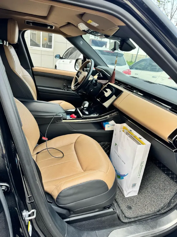 2024 Land Rover Range Rover Sport 3.0T 400HP L6 8AT,autocango,china used car exporter,china ev exporter,chinese used car exporter,chinese used ev exporter