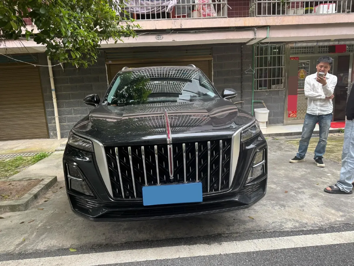 2023 HongQi HS5 2.0T 252HP L4 8AT,autocango,china used car exporter,china ev exporter,chinese used car exporter,chinese used ev exporter