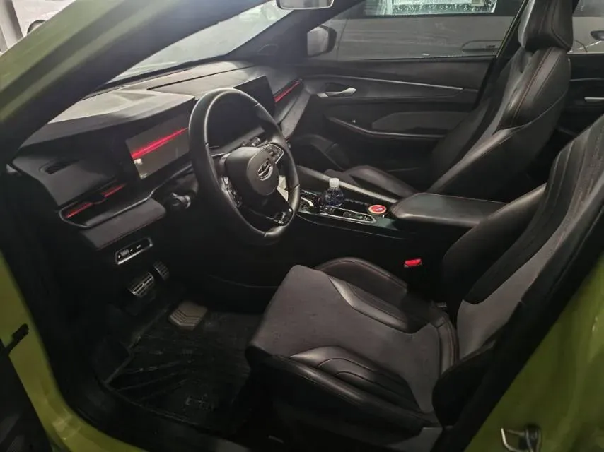 2022 Geely Binray 1.5T 181HP L4 7DCT,autocango,china used car exporter,china ev exporter,chinese used car exporter,chinese used ev exporter