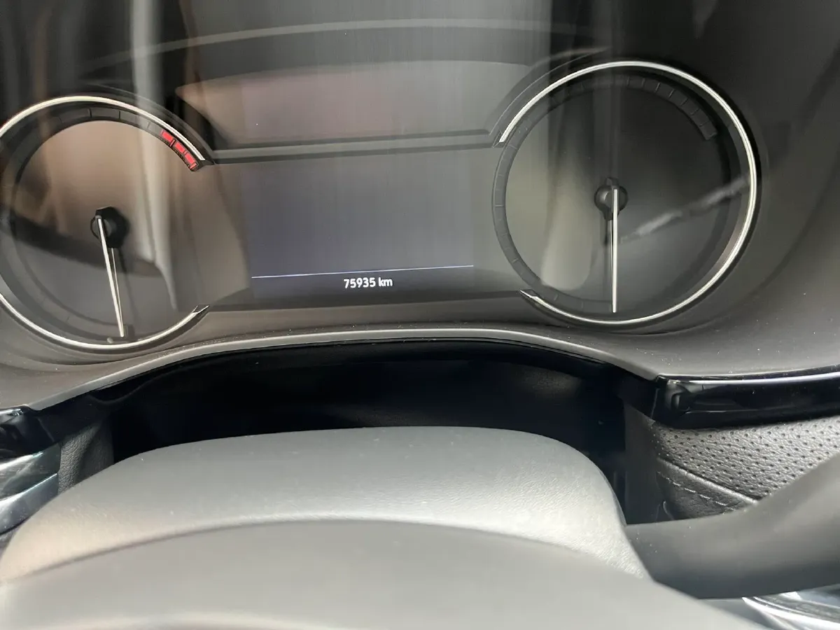 2022 Cadillac XT5 2.0T 237HP L4 9AT,autocango,china used car exporter,china ev exporter,chinese used car exporter,chinese used ev exporter