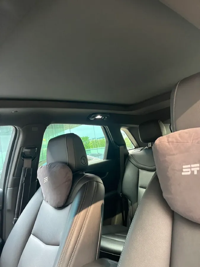 2022 Cadillac XT5 2.0T 237HP L4 9AT,autocango,china used car exporter,china ev exporter,chinese used car exporter,chinese used ev exporter