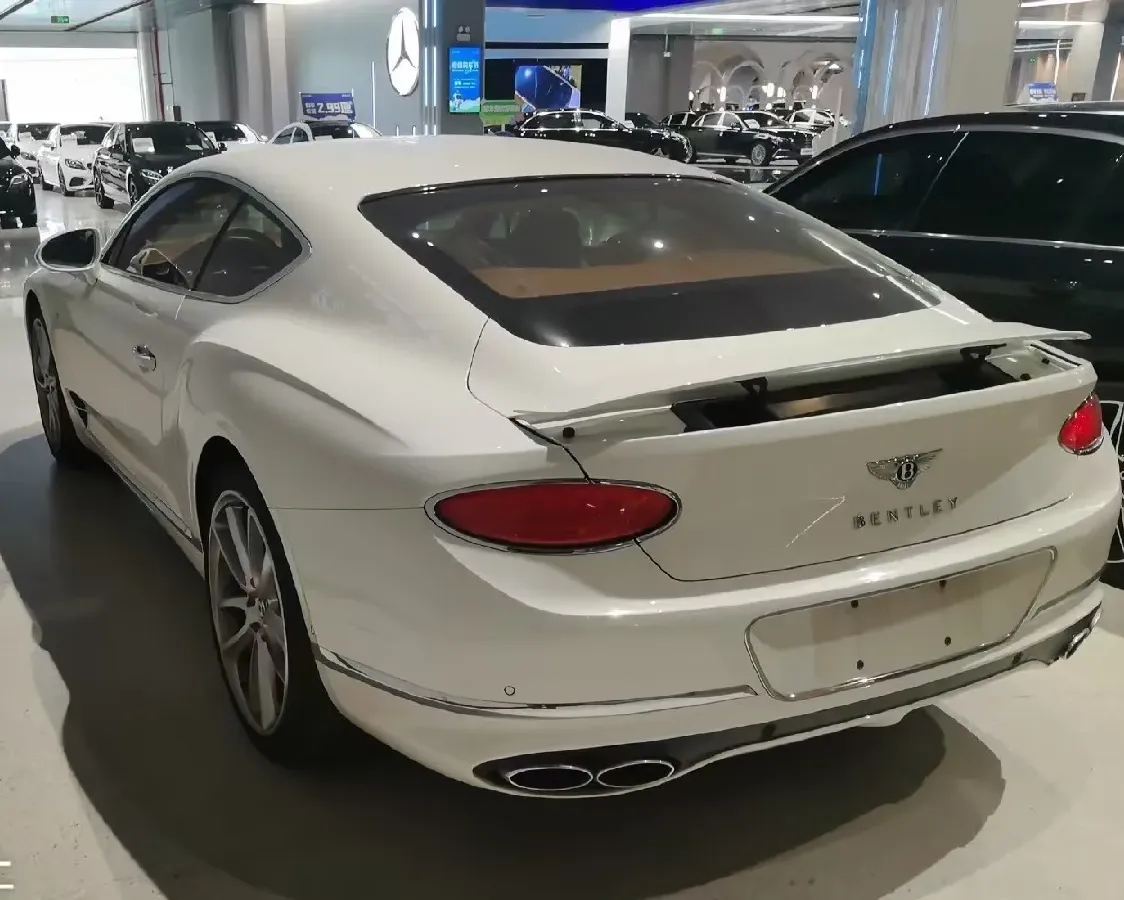 2022 Bentley Continental 4.0T 549HP V8 8DCT,autocango,china used car exporter,china ev exporter,chinese used car exporter,chinese used ev exporter