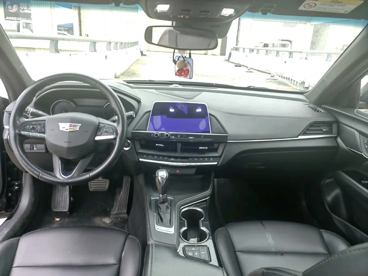 2021 Cadillac CT4 2.0T 237HP L4 8AT,autocango,china used car exporter,china ev exporter,chinese used car exporter,chinese used ev exporter