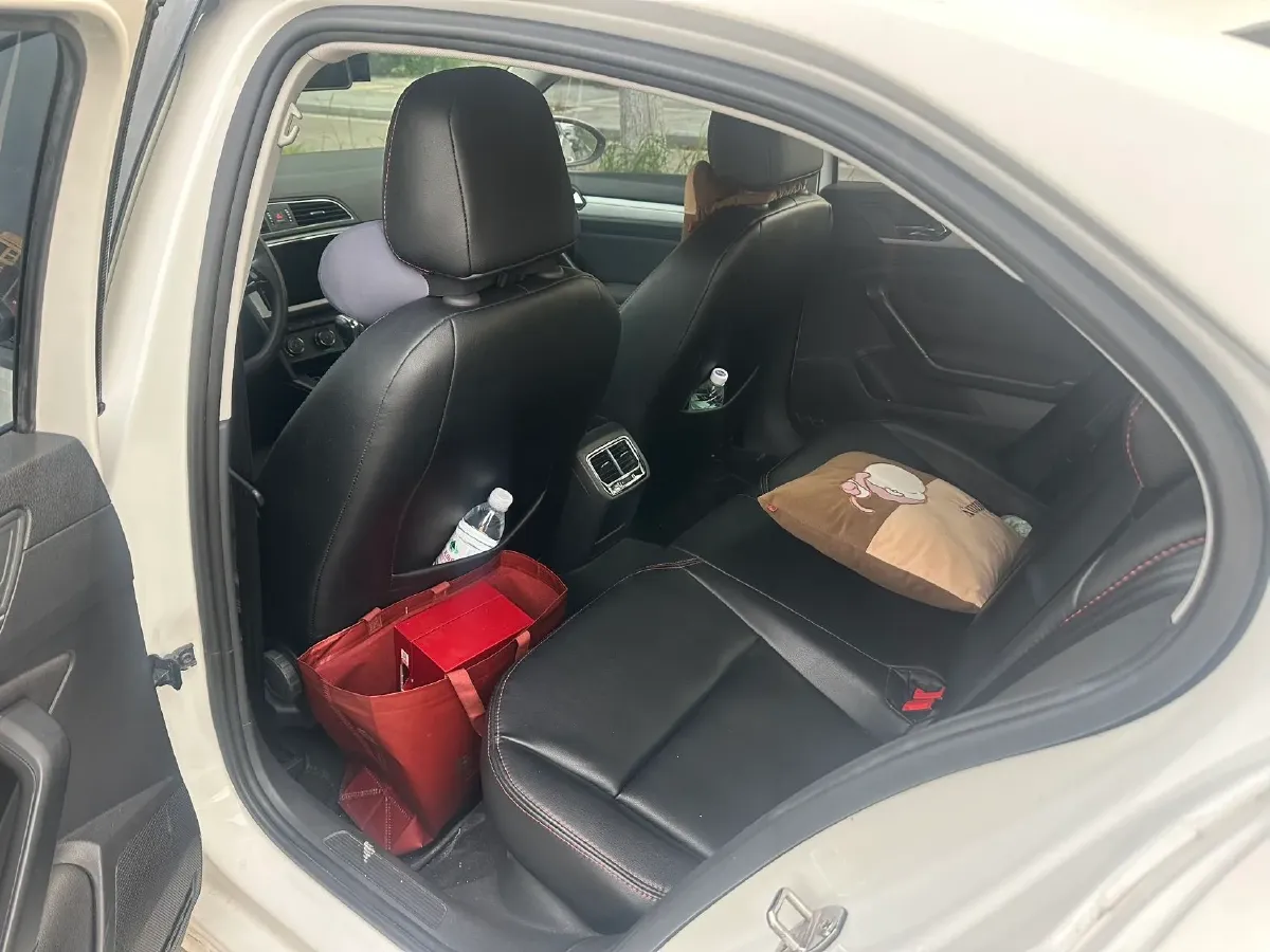 2018 Volkswagen Lamando 1.4T 131HP L4 7DCT,autocango,china used car exporter,china ev exporter,chinese used car exporter,chinese used ev exporter