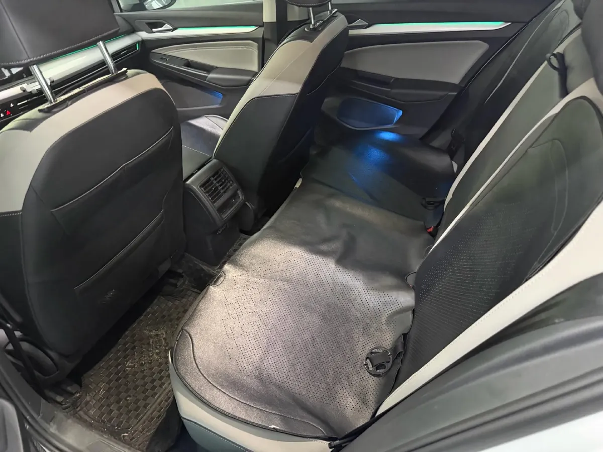 2021 Volkswagen Golf 1.4T 150HP L4 7DCT,autocango,china used car exporter,china ev exporter,chinese used car exporter,chinese used ev exporter