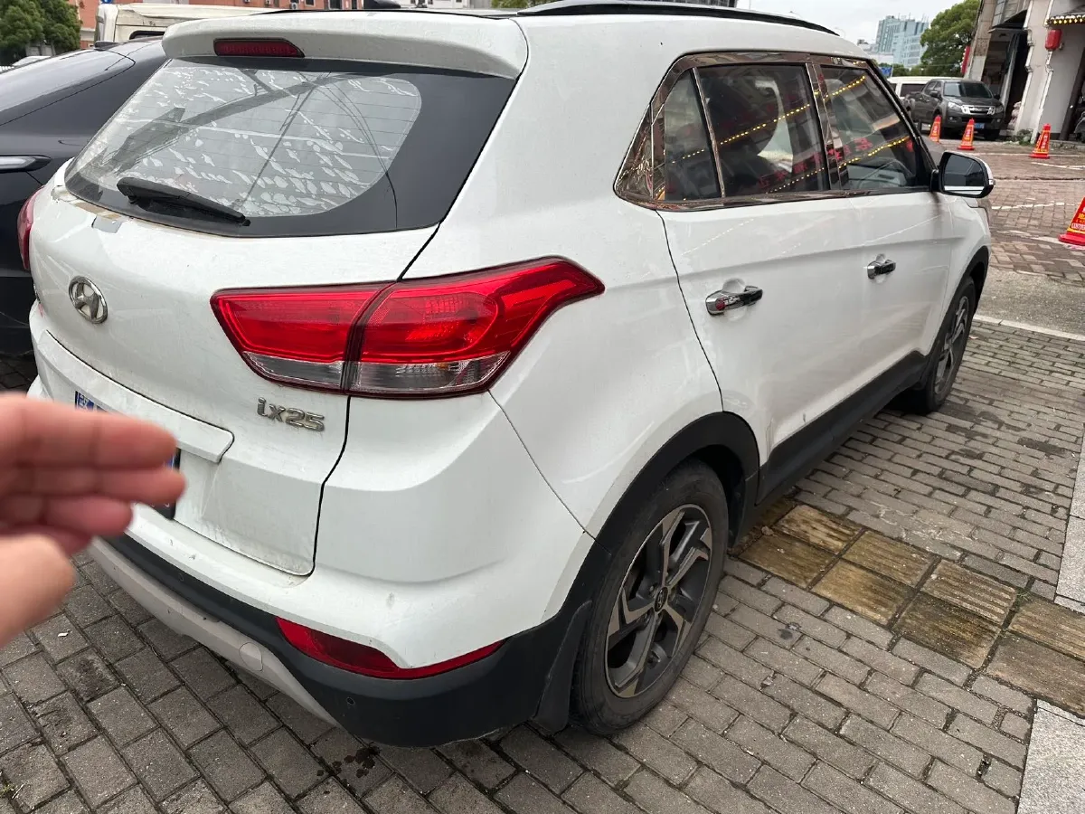 2017 Hyundai ix25 1.6L 125HP L4 6AT,autocango,china used car exporter,china ev exporter,chinese used car exporter,chinese used ev exporter