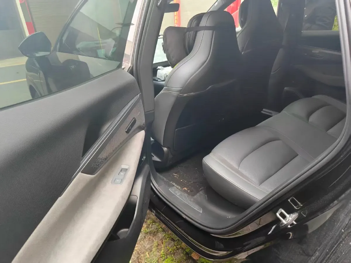 2023 LYNK&CO 08 EM-P 1.5T 163HP L4 3DHT PHEV 39.8KWH,autocango,china used car exporter,china ev exporter,chinese used car exporter,chinese used ev exporter