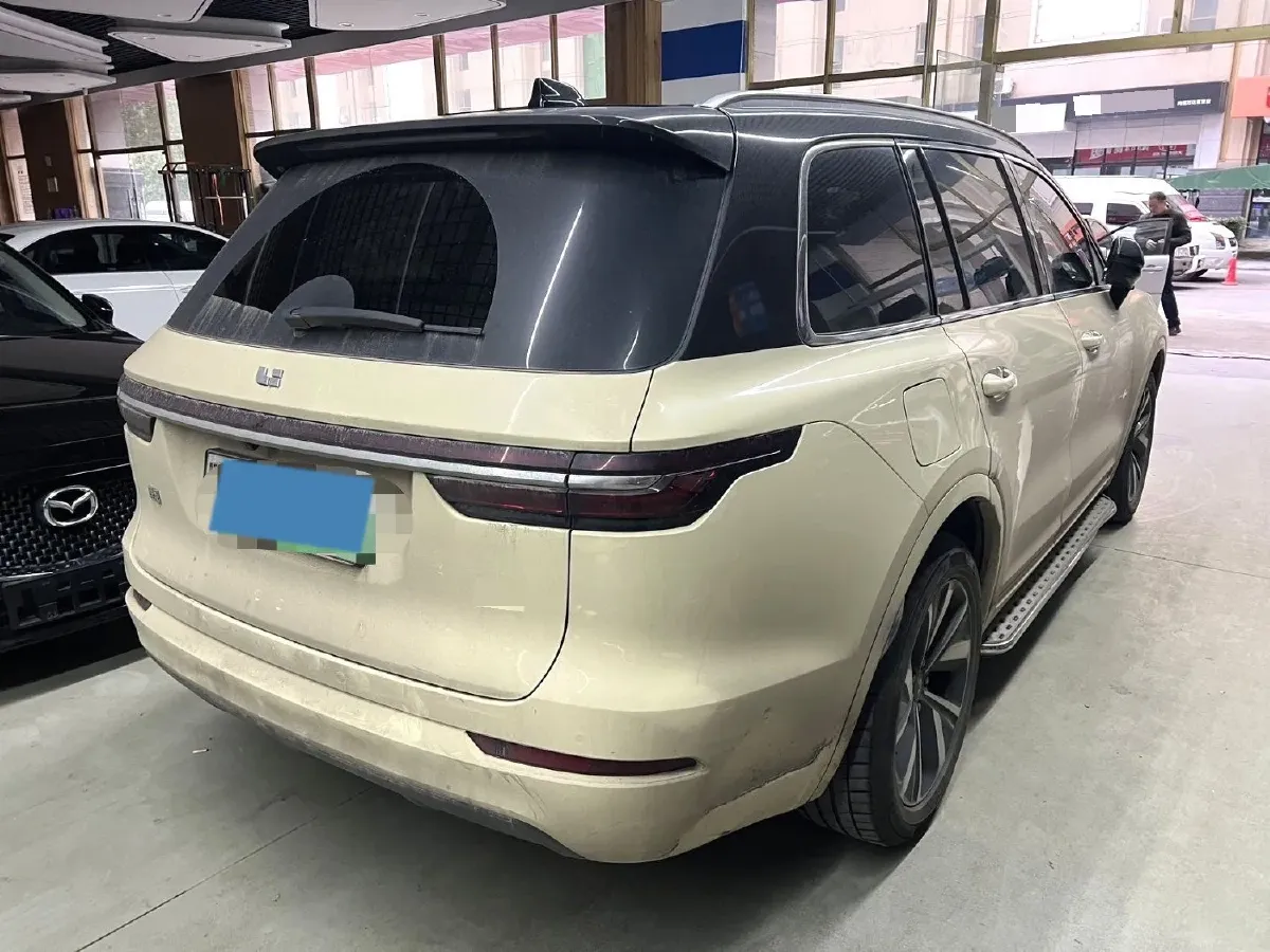 2021 Li ONE Range Extended 131HP REEV 40.5KWH,autocango,china used car exporter,china ev exporter,chinese used car exporter,chinese used ev exporter
