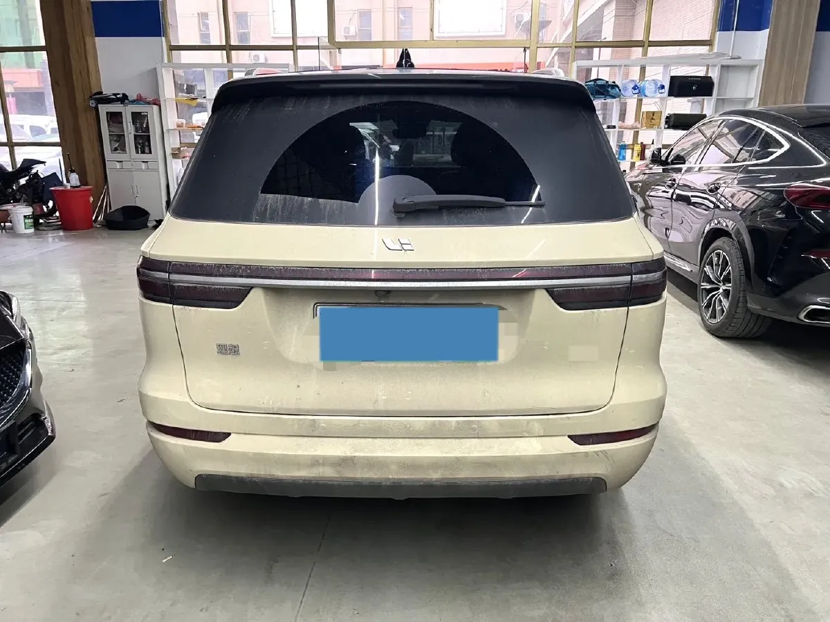 2021 Li ONE Range Extended 131HP REEV 40.5KWH,autocango,china used car exporter,china ev exporter,chinese used car exporter,chinese used ev exporter