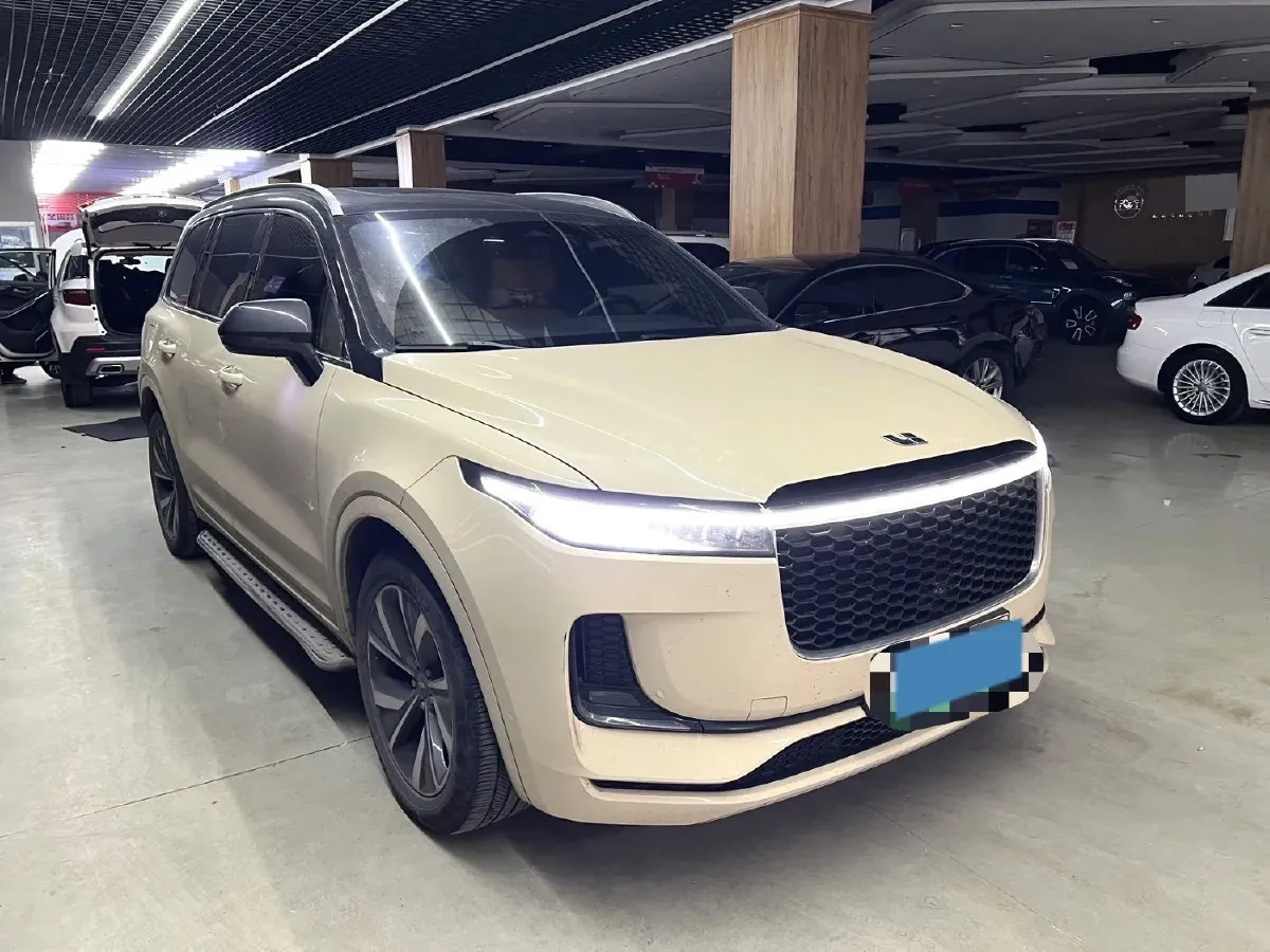 2021 Li ONE Range Extended 131HP REEV 40.5KWH,autocango,china used car exporter,china ev exporter,chinese used car exporter,chinese used ev exporter