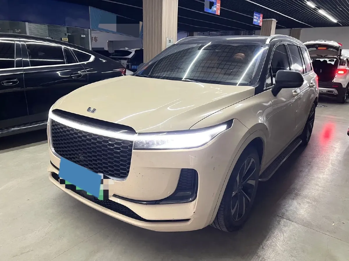 2021 Li ONE Range Extended 131HP REEV 40.5KWH,autocango,china used car exporter,china ev exporter,chinese used car exporter,chinese used ev exporter