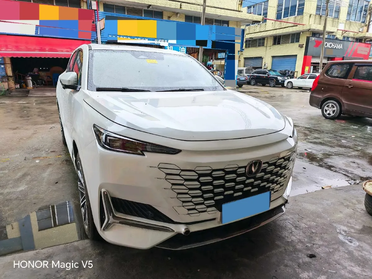 2021 ChangAn UNI-K 2.0T 233HP L4 8AT,autocango,china used car exporter,china ev exporter,chinese used car exporter,chinese used ev exporter