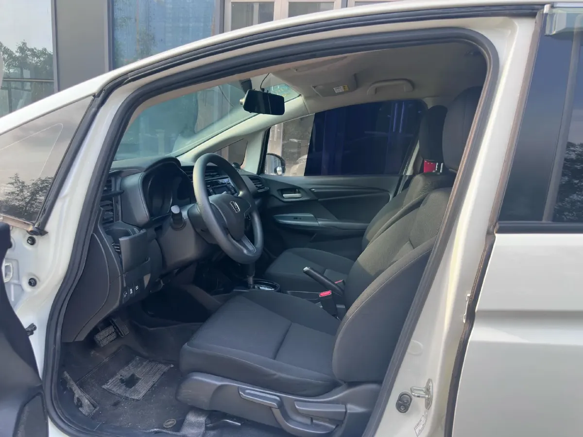 2020 Honda Fit 1.5L 131HP L4 CVT,autocango,china used car exporter,china ev exporter,chinese used car exporter,chinese used ev exporter