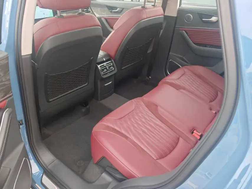 2023 HongQi HS5 2.0T 252HP L4 8AT,autocango,china used car exporter,china ev exporter,chinese used car exporter,chinese used ev exporter