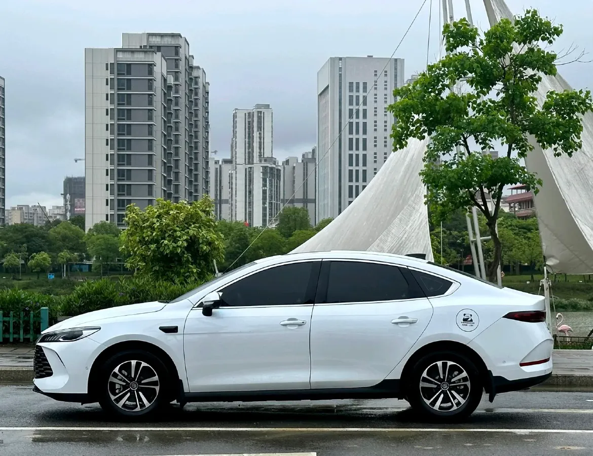 2025 BYD Qin Plus 1.5L 101HP L4 E-CVT PHEV 7.68KWH,autocango,china used car exporter,china ev exporter,chinese used car exporter,chinese used ev exporter