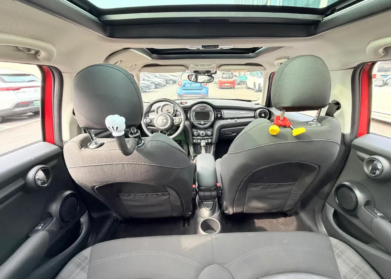 2016 MINI MINI 1.5T 136HP L3 6AT,autocango,china used car exporter,china ev exporter,chinese used car exporter,chinese used ev exporter