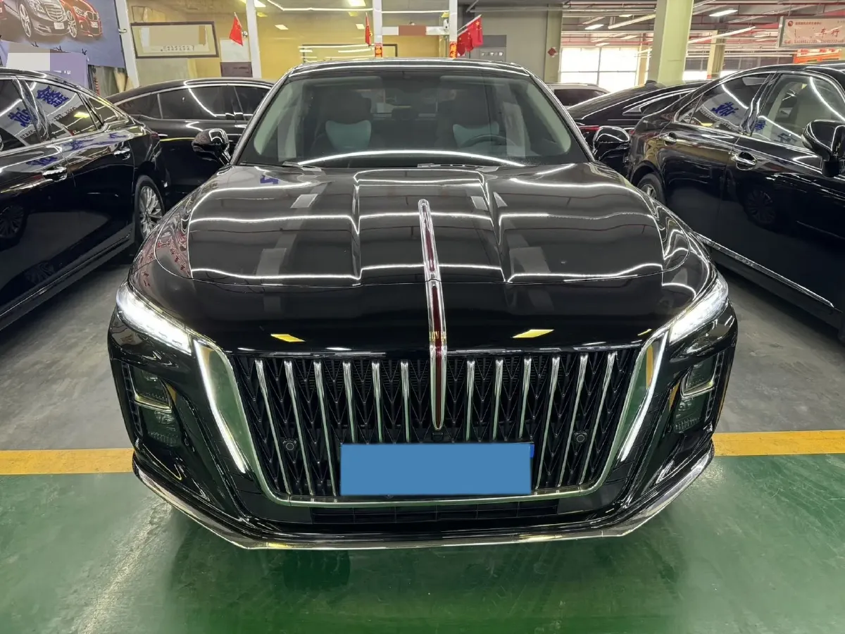 2024 HongQi H5 2.0T 224HP L4 8AT,autocango,china used car exporter,china ev exporter,chinese used car exporter,chinese used ev exporter