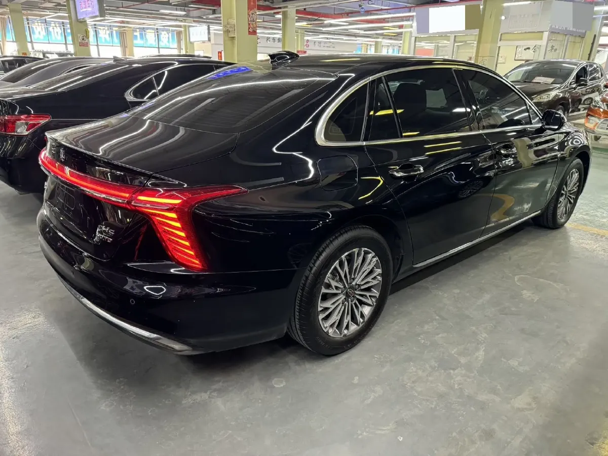 2024 HongQi H5 2.0T 224HP L4 8AT,autocango,china used car exporter,china ev exporter,chinese used car exporter,chinese used ev exporter