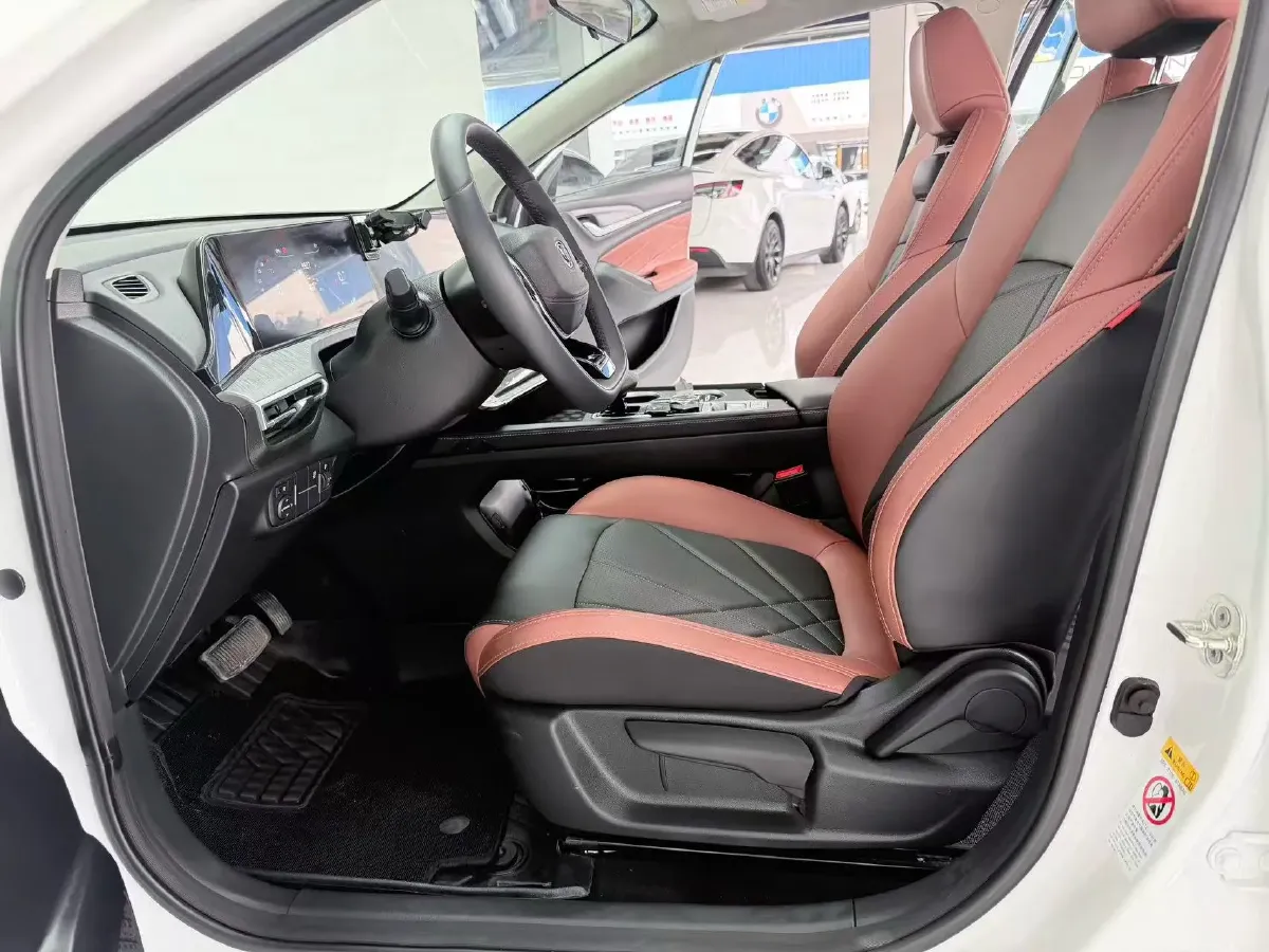 2021 ChangAn Eado 1.4T 160HP L4 7DCT,autocango,china used car exporter,china ev exporter,chinese used car exporter,chinese used ev exporter