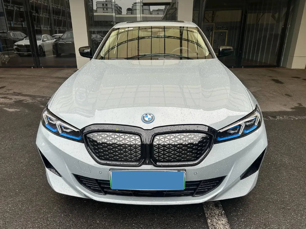 2025 BMW i3 BEV 79.05KWH,autocango,china used car exporter,china ev exporter,chinese used car exporter,chinese used ev exporter
