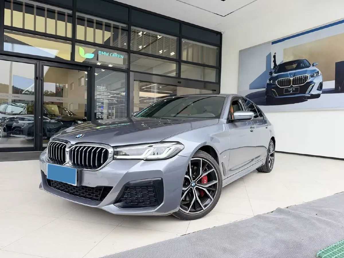 2021 BMW 5 Series 2.0T 252HP L4 8AT,autocango,china used car exporter,china ev exporter,chinese used car exporter,chinese used ev exporter