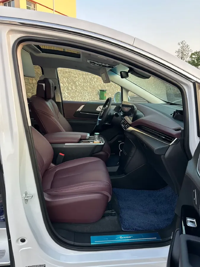 2025 Buick Century 2.0T 237HP L4 9AT,autocango,china used car exporter,china ev exporter,chinese used car exporter,chinese used ev exporter