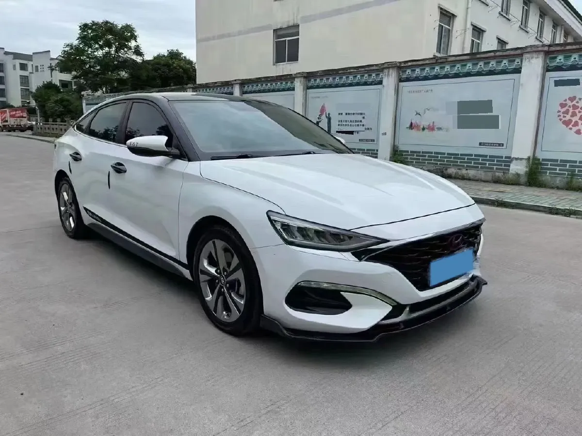 2019 Hyundai La Festa 1.6T 204HP L4 7DCT,autocango,china used car exporter,china ev exporter,chinese used car exporter,chinese used ev exporter