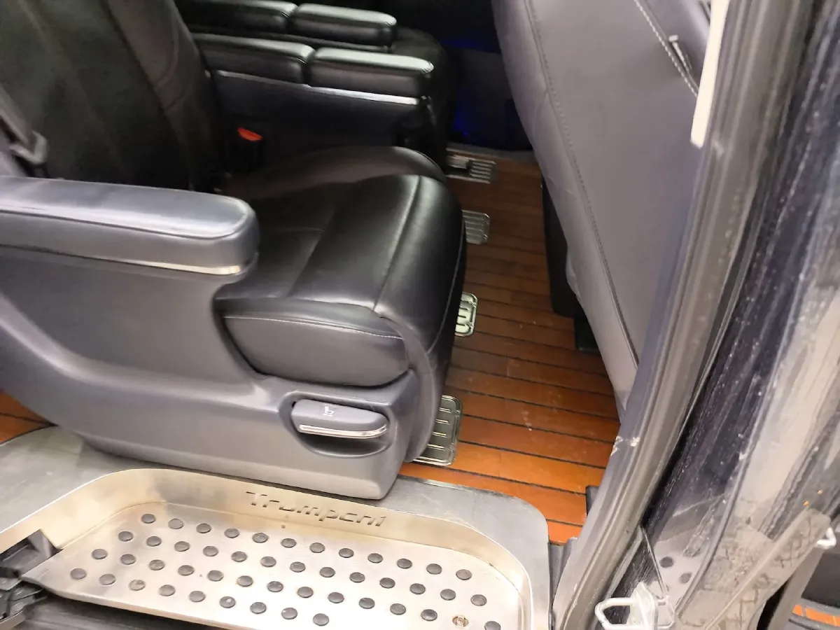 2021 GAC Trumpchi M8 2.0T 252HP L4 8AT,autocango,china used car exporter,china ev exporter,chinese used car exporter,chinese used ev exporter