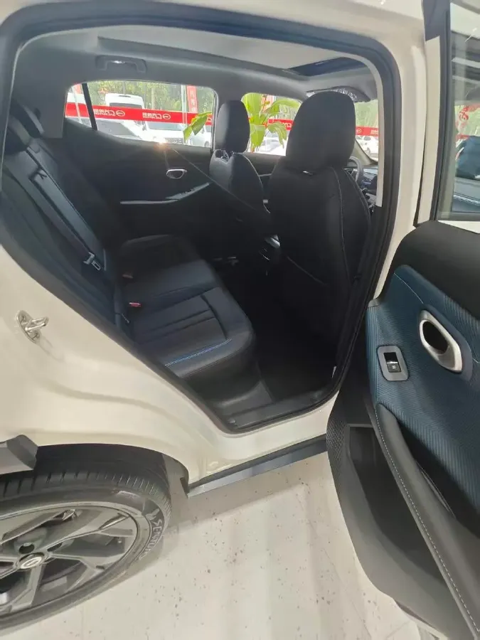 2023 GAC Trumpchi GS3 1.5T 177HP L4 7DCT,autocango,china used car exporter,china ev exporter,chinese used car exporter,chinese used ev exporter