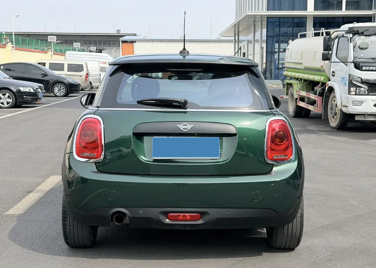 2019 MINI MINI 1.5T 102HP L3 7DCT,autocango,china used car exporter,china ev exporter,chinese used car exporter,chinese used ev exporter