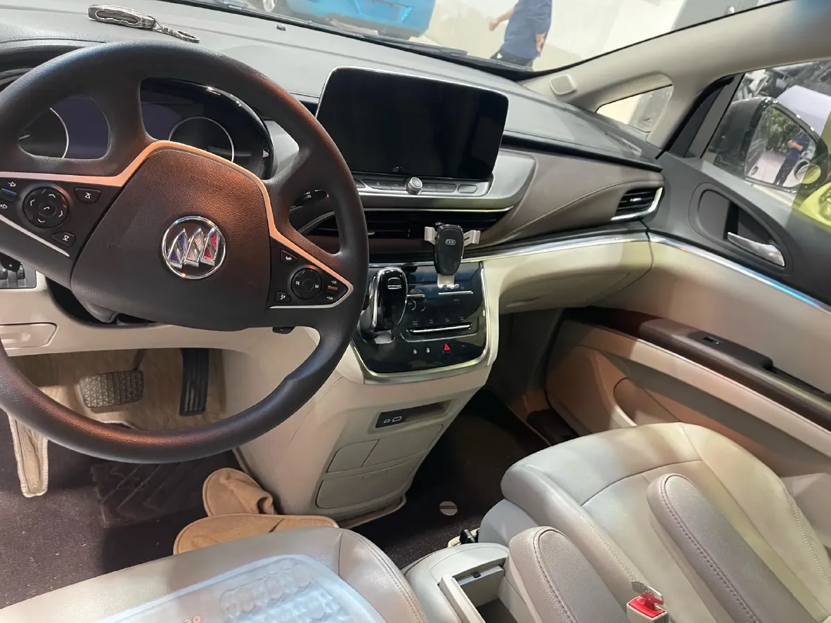 2023 Buick GL8 2.0T 237HP L4 9AT,autocango,china used car exporter,china ev exporter,chinese used car exporter,chinese used ev exporter
