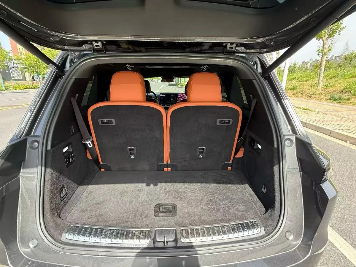 2022 Li L9 Range Extended 154HP REEV 42.6KWH,autocango,china used car exporter,china ev exporter,chinese used car exporter,chinese used ev exporter