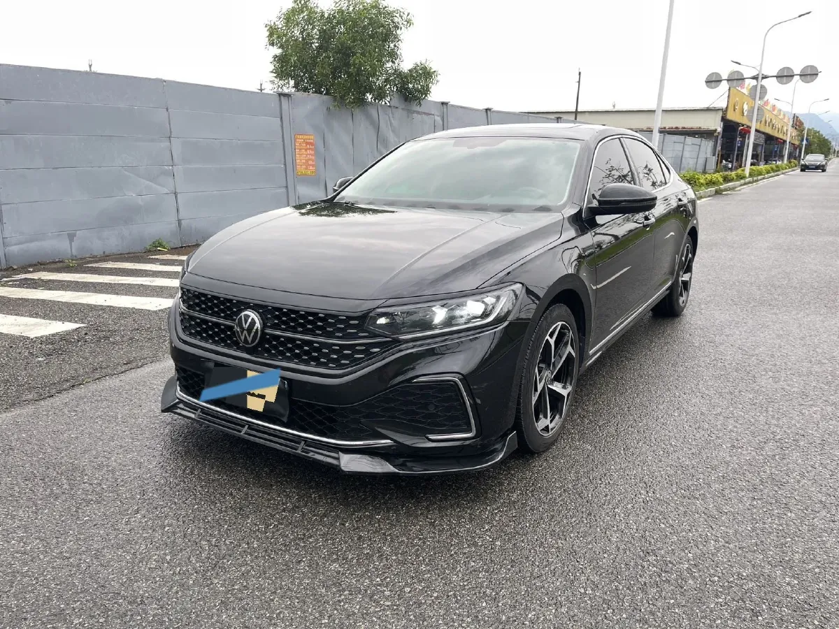 2023 Volkswagen Passat 2.0T 186HP L4 7DCT,autocango,china used car exporter,china ev exporter,chinese used car exporter,chinese used ev exporter