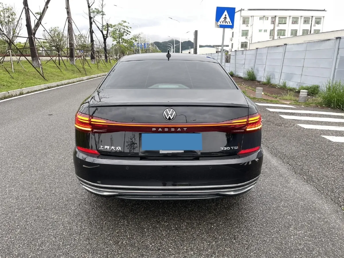 2023 Volkswagen Passat 2.0T 186HP L4 7DCT,autocango,china used car exporter,china ev exporter,chinese used car exporter,chinese used ev exporter