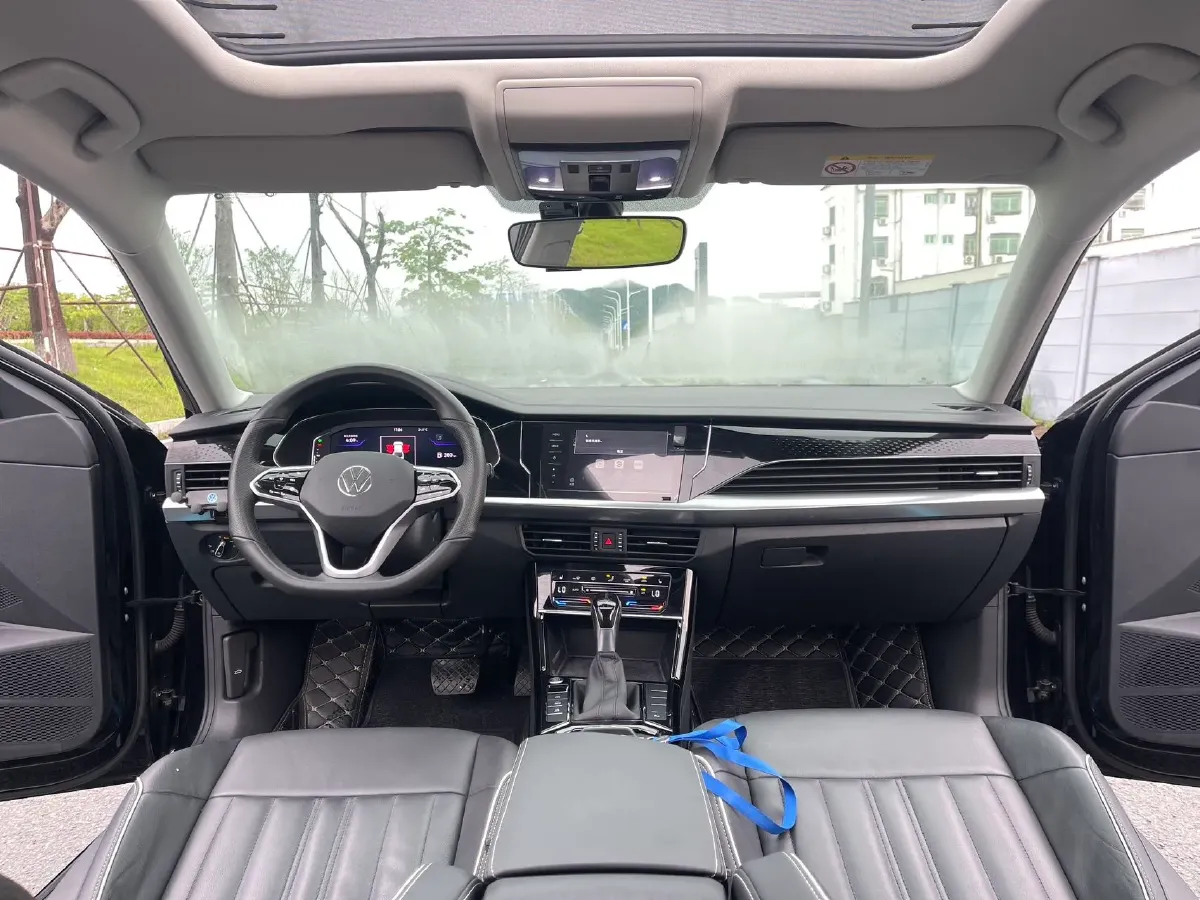 2023 Volkswagen Passat 2.0T 186HP L4 7DCT,autocango,china used car exporter,china ev exporter,chinese used car exporter,chinese used ev exporter